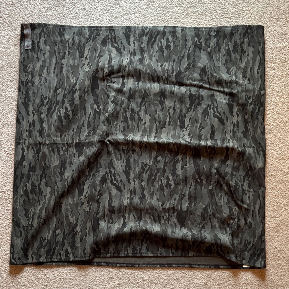 NWOT Lululemon Vinyasa Scarf
